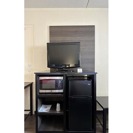Oyo Hotel San Antonio Lackland Afb Seaworld Hwy 90 W Экстерьер фото