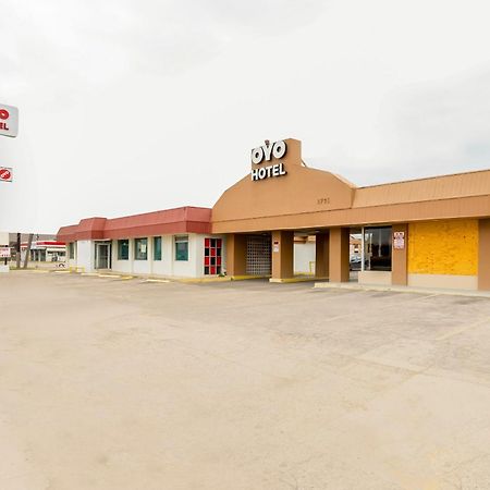 Oyo Hotel San Antonio Lackland Afb Seaworld Hwy 90 W Экстерьер фото