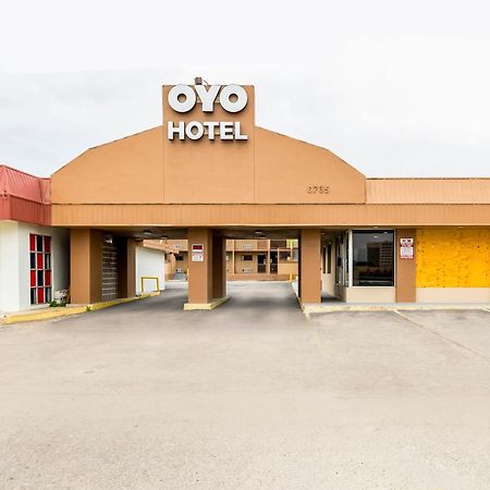 Oyo Hotel San Antonio Lackland Afb Seaworld Hwy 90 W Экстерьер фото