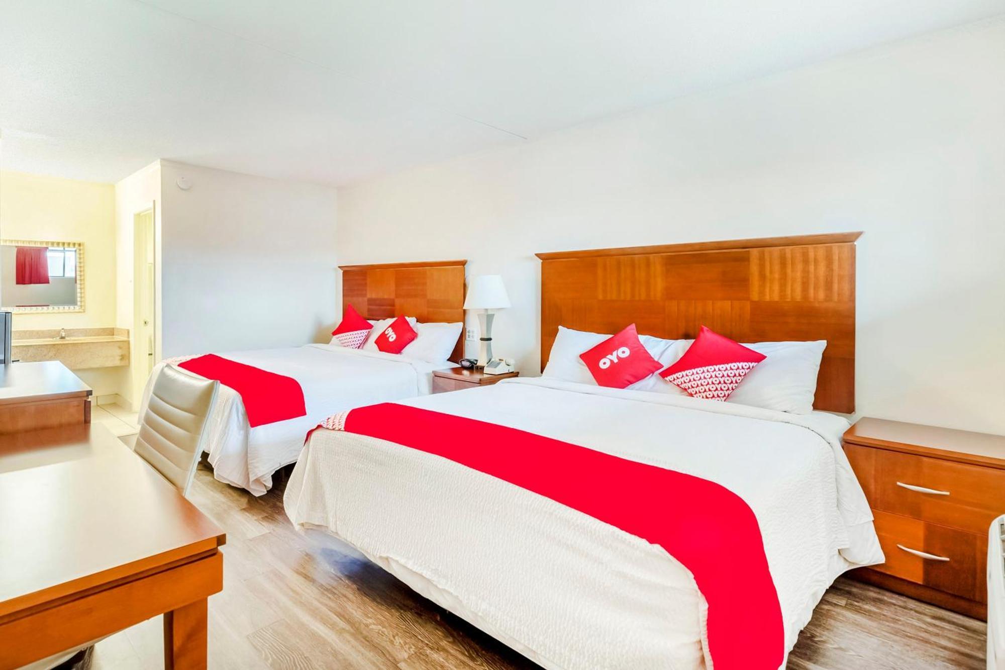 Oyo Hotel San Antonio Lackland Afb Seaworld Hwy 90 W Экстерьер фото