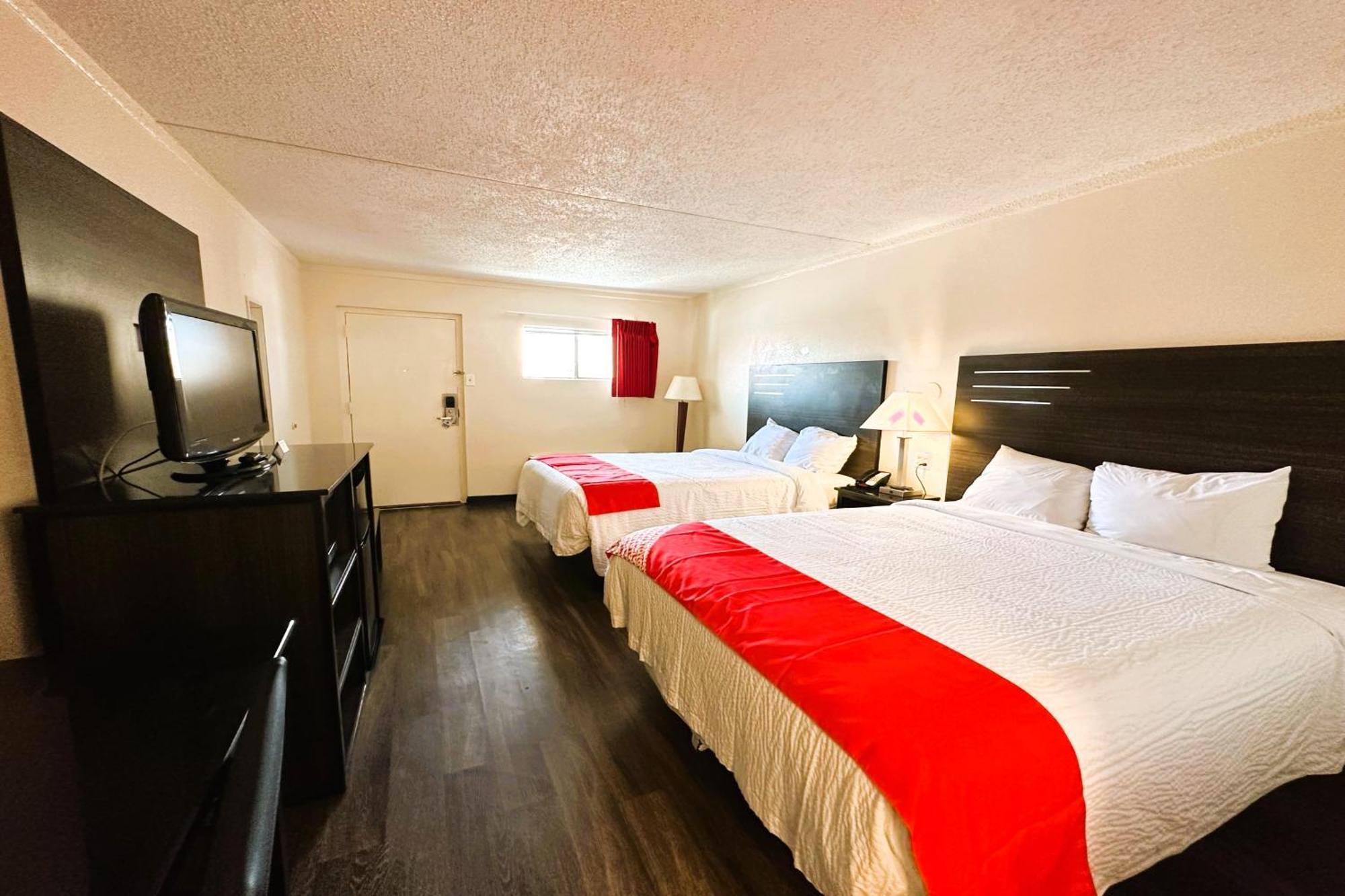 Oyo Hotel San Antonio Lackland Afb Seaworld Hwy 90 W Экстерьер фото